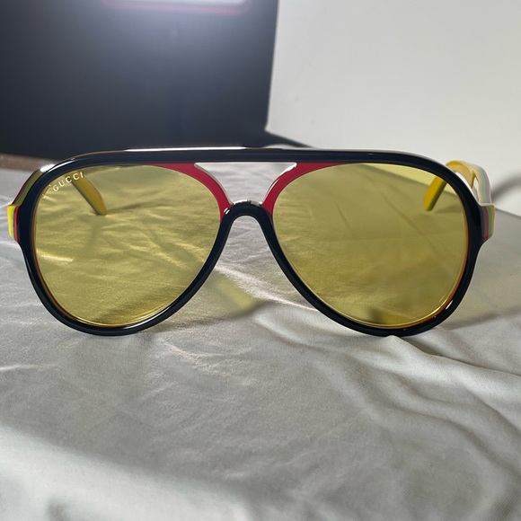 Gucci Black Aviator Sunglasses with Yellow Lenses - Picture 1 of 10